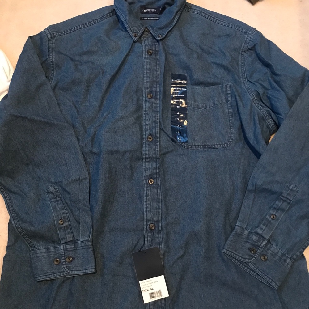Blue denim men’s button up shirt size XL